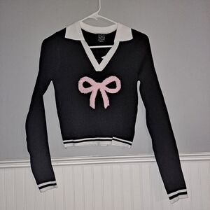 Elegant Black V-Neck Sweater with Pink Bow by